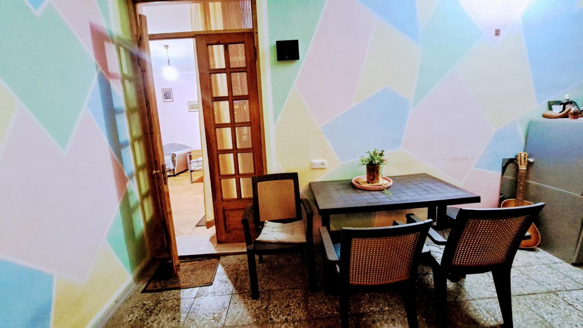 Apartment With A Nice Terrace In Old City Center Tbilisi Zewnętrze zdjęcie